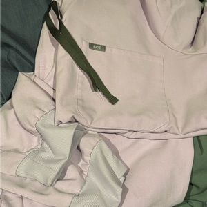 Figs Lavender Haze Scrub Set